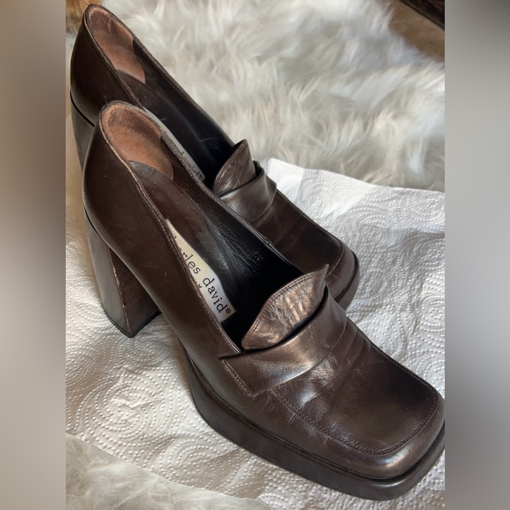Charles David | Women’s Brown Leather Loafer Block Heels Shoes 6 1/2 - Picture 2 of 9